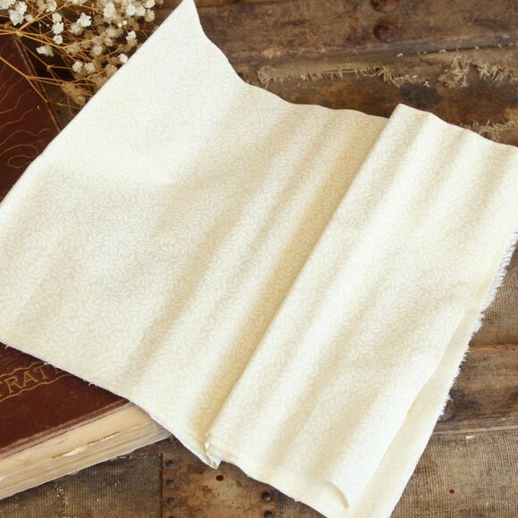 Vintage Fabric Fat Quarter, Quilt Fabric Scrap, Yellow and Cream Calico 19x22" - Picture 3 of 10